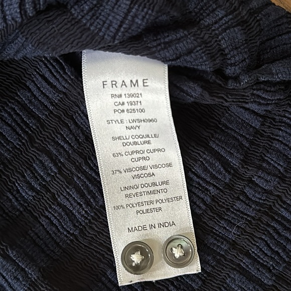 FRAME
Striped Sleeveless Flounce Top Navy Size Large Viscose stretchy Blouse - Picture 7 of 11